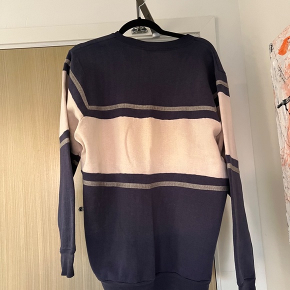 Vintage Sweatshirt - Picture 2 of 2